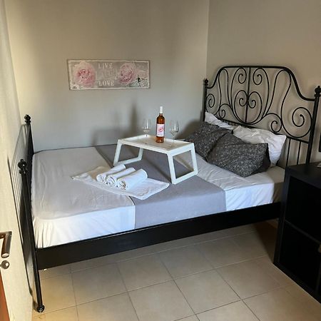 Celene Apartment Kavála ภายนอก รูปภาพ