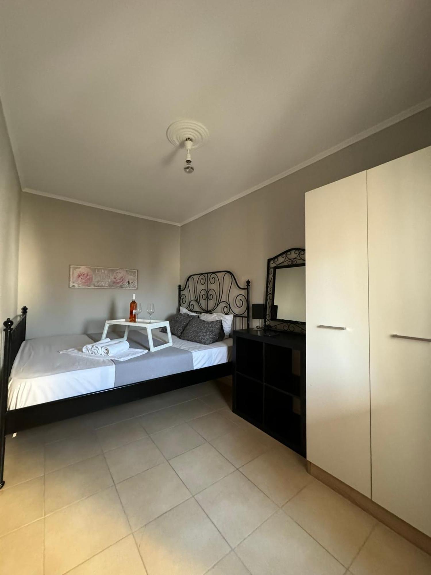 Celene Apartment Kavála ภายนอก รูปภาพ